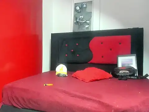 Show modela mark_splinter09 na web-kameri