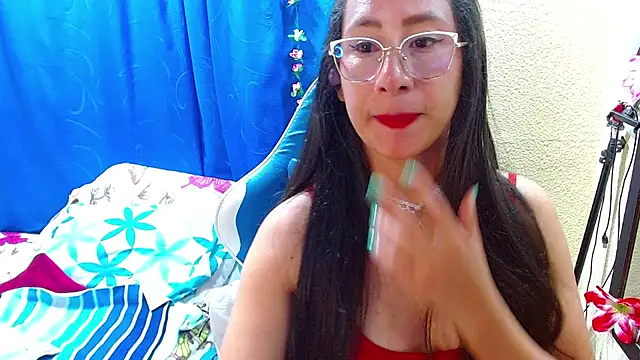 Gia_leinn Adlı Modelin Canlı XXX Sohbeti