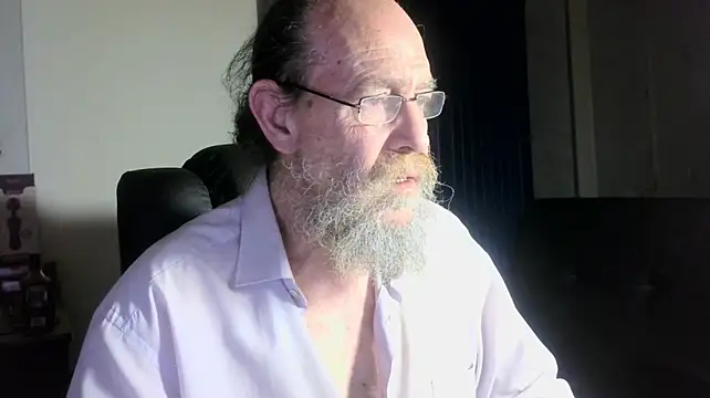 Chatroom XXX en direct de Uncle_Hottie