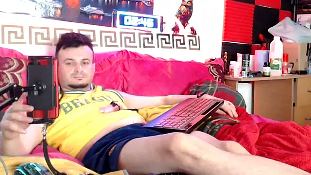 Hugec0ck007 Webcam show