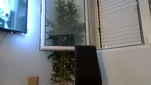 yanick931 Chat XXX in diretta