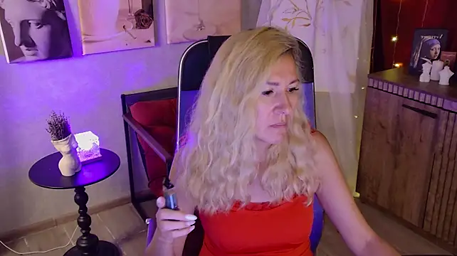 Chatroom XXX en direct de DonnaSmitth