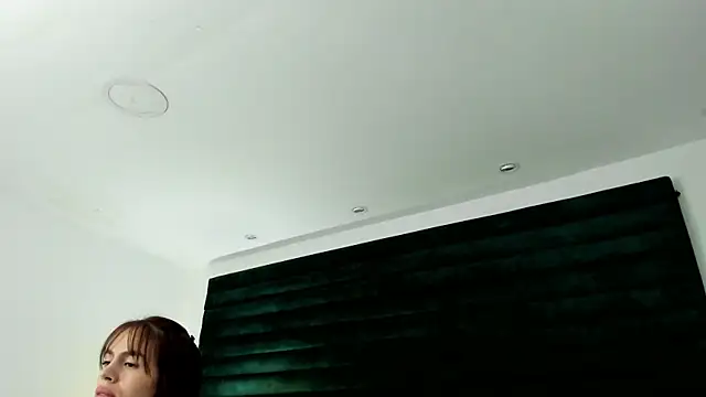 Chat +18 de ValeryMontenegro ao vivo