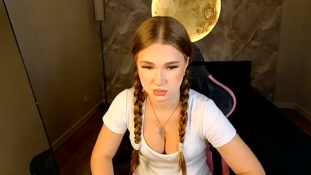 Cherryyy_Bliss' Live XXX Chat