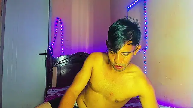 room69comeonbarbie: вебкам-шоу