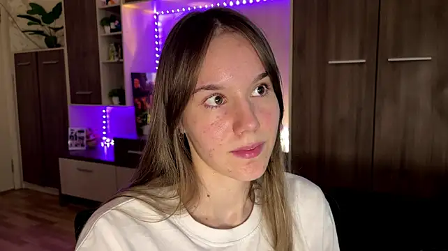 Chat +18 de Rina_Right ao vivo