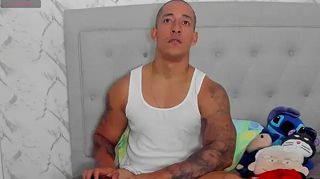 luigiferrara's Live XXX Chat