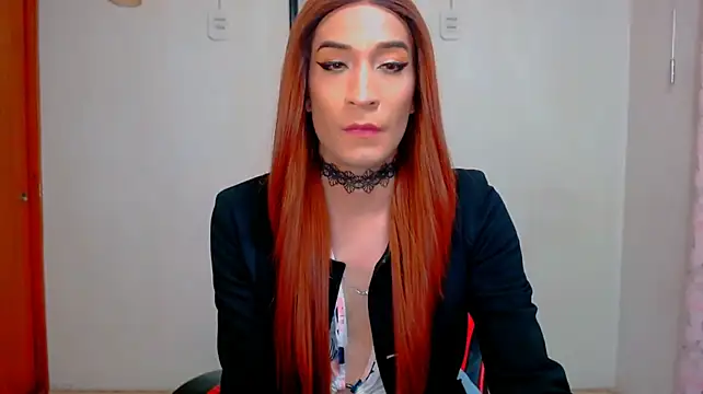 NovaNyx11 Show in webcam