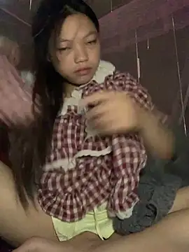 Cham-py's Live XXX Chat