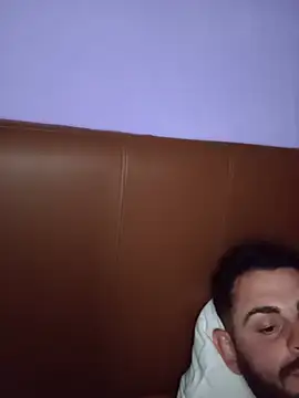 RaduuuxXx Live XXX-Chat