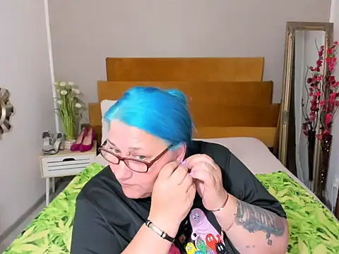 Sugarmommy_69X Adlı Modelin Canlı XXX Sohbeti