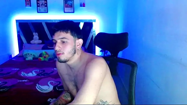 Sebasxxl12's Live XXX Chat