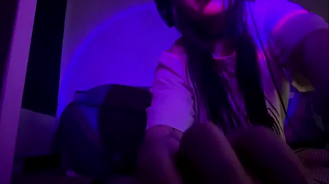 RoniYeepsien Live XXX chat