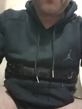 Show modela JAPIPARAVOS na web-kameri