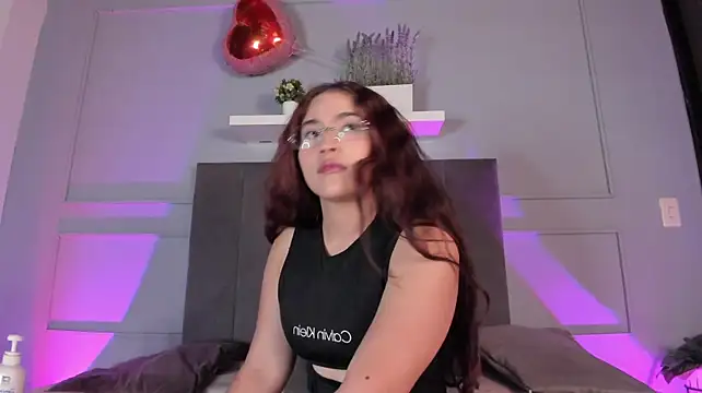 XXX chat uživo modela swmaddy_
