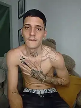 Webkamerová show MaxHornyLatin