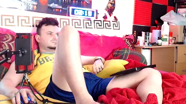 Webkamerová show Hugec0ck007