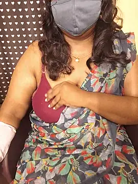 Yoursriya25's Live XXX Chat