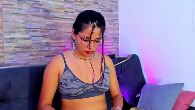 Chat +18 de nath_redrex ao vivo