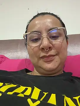 XXX chat uživo modela Abril_Luv