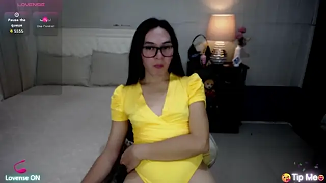 AsianSweetHeartxX's Live XXX Chat
