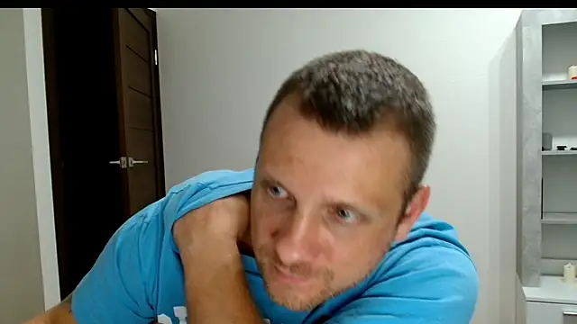 Webkamerová show B-L-O-N-D