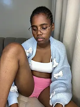 softglamqueen's Live XXX Chat