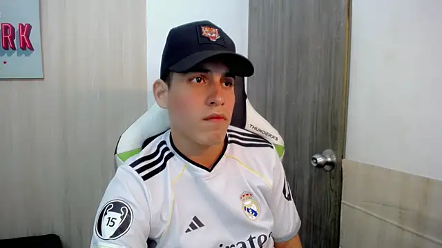 Chat +18 de luxury_group ao vivo
