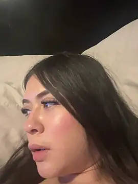 Yocelinbabyyy Show in webcam