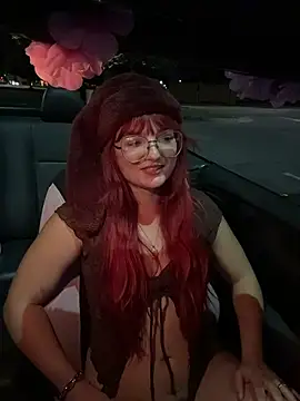 urpuppymoon Chat XXX in diretta