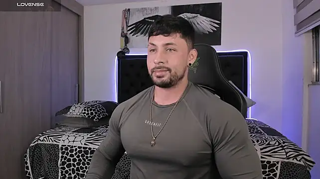 Czat XXX na żywo – santi_aesthetic