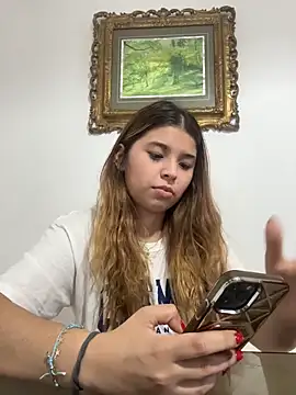 دردشة baddieasiantv الجنسية المباشرة