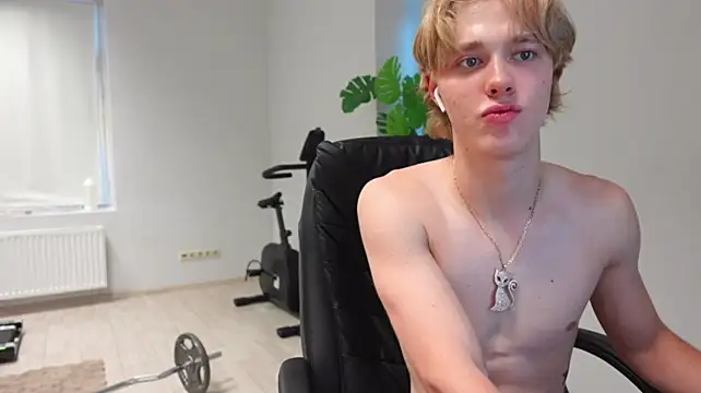 Eddie_Soltero Webcamshow