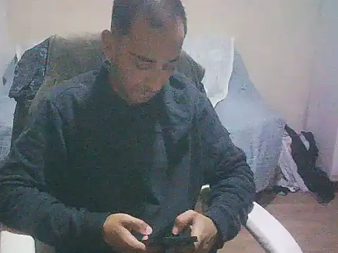 Show de HotLatinoBR na webcam