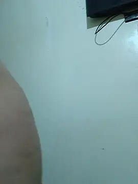 Linasexxey Adlı Modelin Web Kamerası Şovu