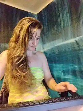 CrazyMaya39's Live XXX Chat