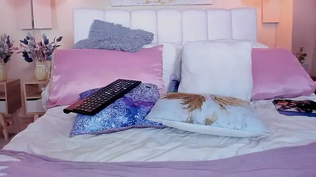 RamonaSimonsのライブXXXチャット