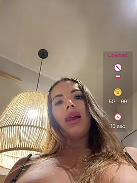 MatildaHai Show in webcam