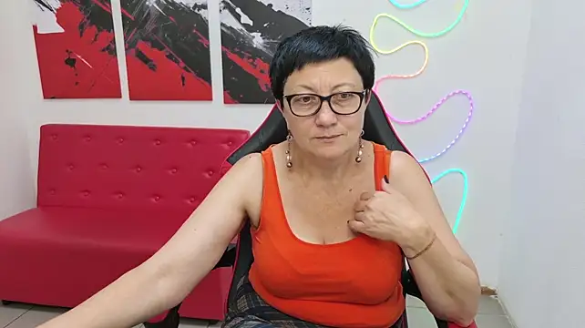 Czat XXX na żywo – EmilyL0ve