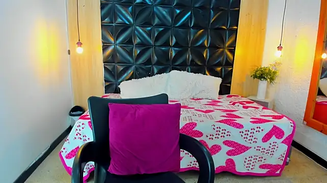 Veyra_Thaliaa Adlı Modelin Canlı XXX Sohbeti