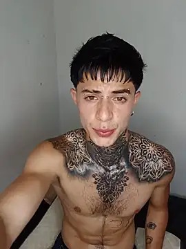 7_Saturno_7 Chat XXX in diretta