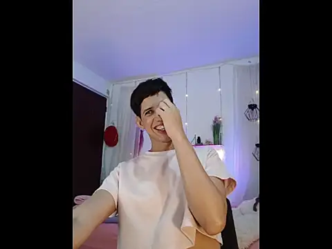 Ariel_Femboy_ 라이브 XXX 채팅
