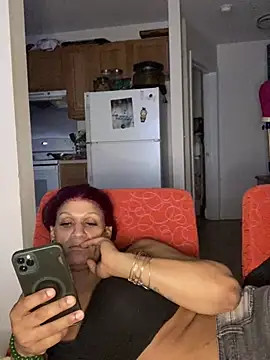 Xzotiq Live XXX-Chat
