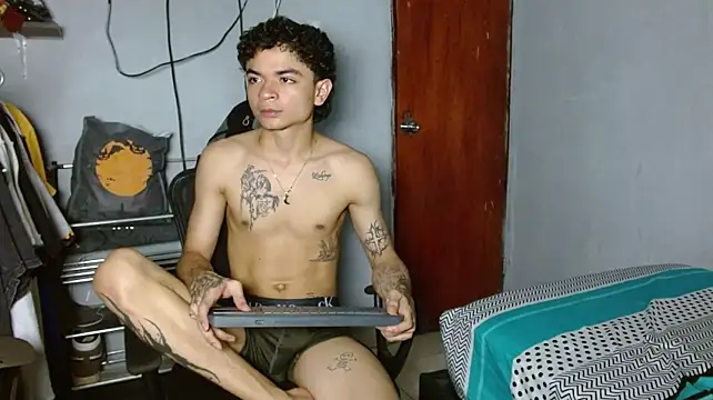 Ceroz111_n Live XXX chat