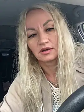 XXX chat uživo modela kira_saning