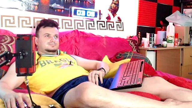 Hugec0ck007 Live XXX Chat