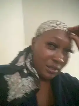 Cardiebae89's Live XXX Chat