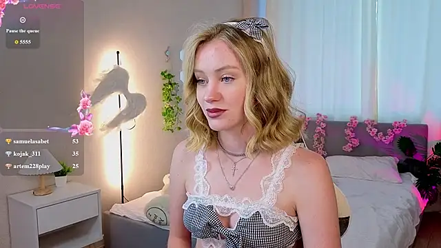 EvaHamiltonn Live XXX chat
