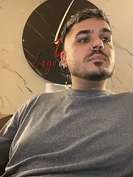 LatinBearX's Live XXX Chat