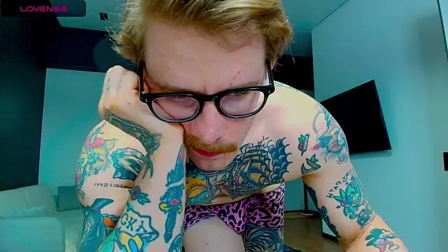 white_King9999 Live XXX Chat
